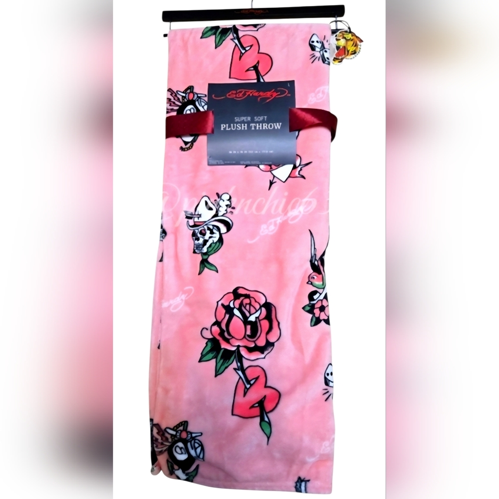 Ed Hardy Pink Skull Cowbow Hat Rose Throw Plush Throw Blanket